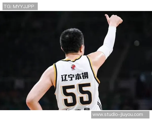 韩德君的篮球生涯回顾与未来展望：从青涩新星到CBA传奇的成长之路